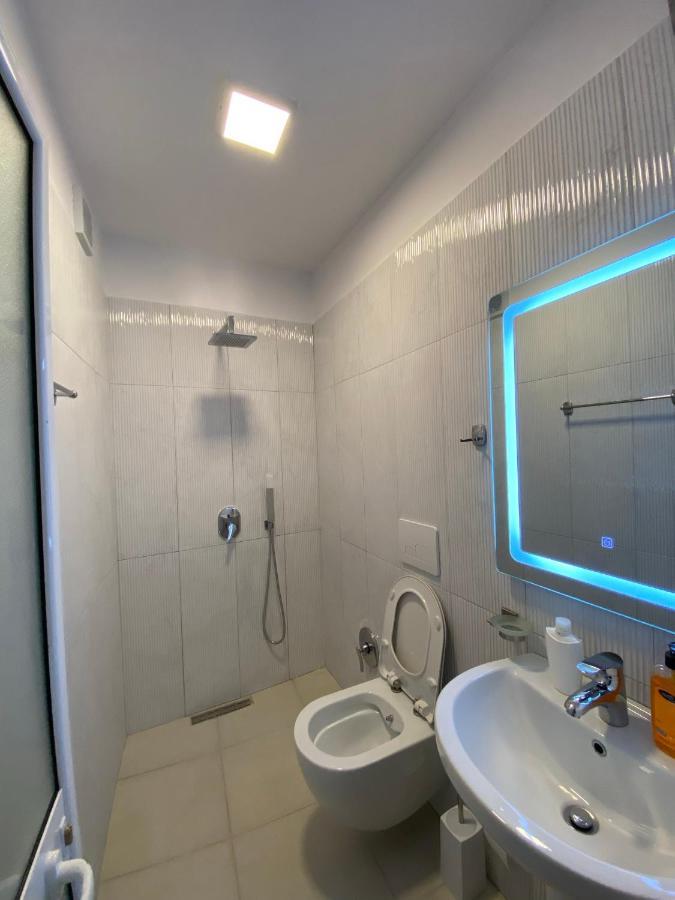 Hotel Akropoli Тирана Экстерьер фото